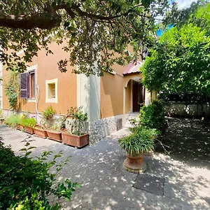 Mochileros - Age Limit 18-28 Albergue
